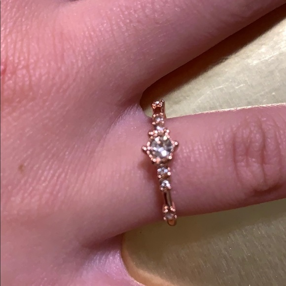 Moms/Grandmas A little Rose gold ring. How Perfect this would be for Valentine’s - Picture 2 of 3